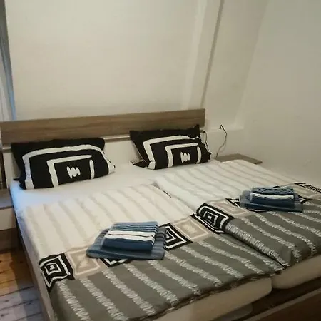 Er Loof Apartment *